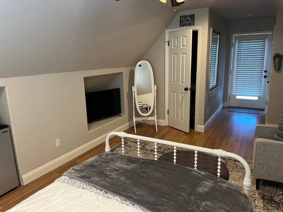 Adorable 1 Bedroom With Pool, And Horse Arena Oakdale Exteriör bild